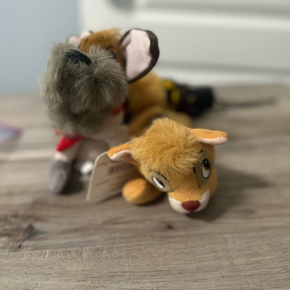 Disney Oliver and Company Beanies: Oliver and Dodger